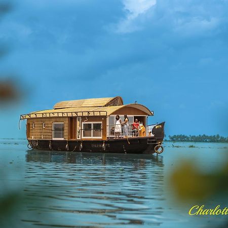 Charlotte Cruise House Boat Hotel Alappuzha Exterior photo